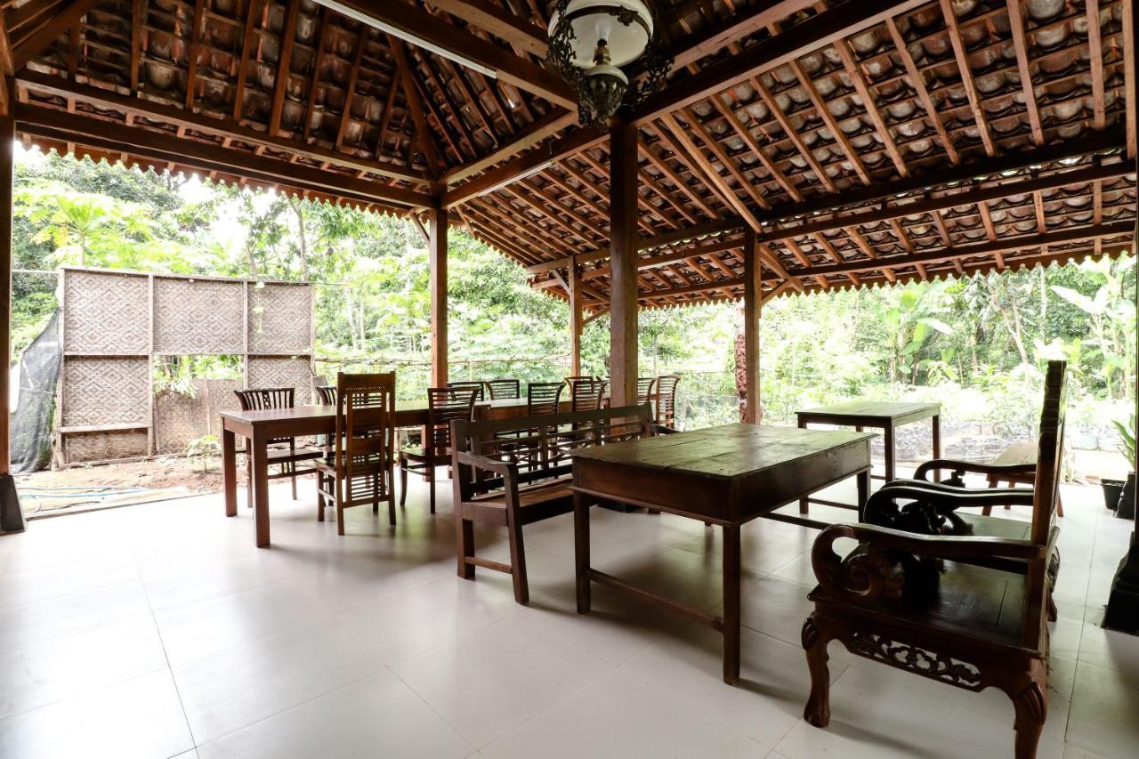 Nurudin House Apartment Magelang Exterior foto