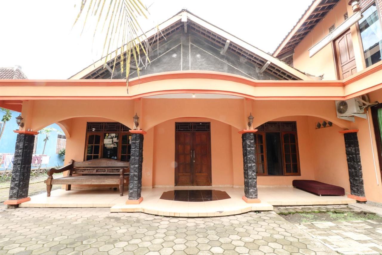 Nurudin House Apartment Magelang Exterior foto